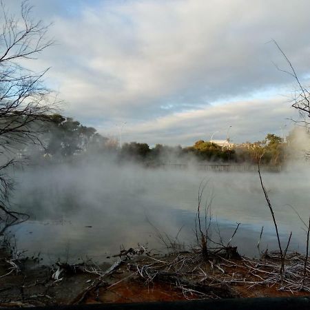 Great View Near Rotorua Lake Екстериор снимка